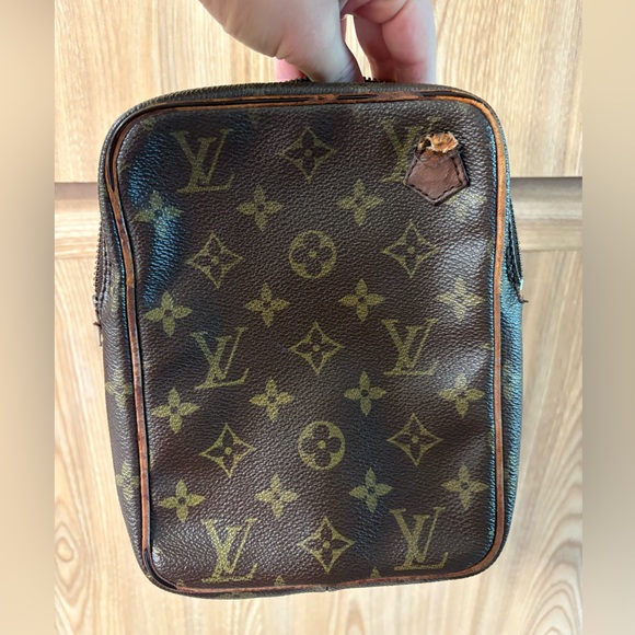 Auth Louis Vuitton Vintage Danube bag pouch no strap Firm Price - Picture 2 of 15